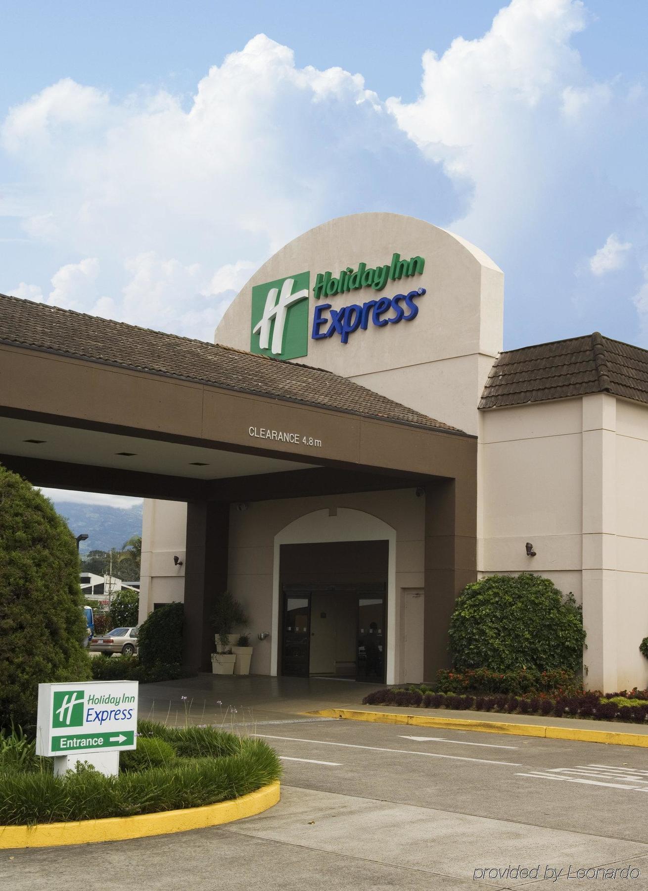 Holiday Inn Express San Jose Airport, An Ihg Hotel Alajuela Esterno foto
